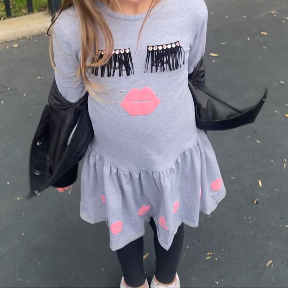 Girls' Grey Knit Dress with Pink Lip Motif